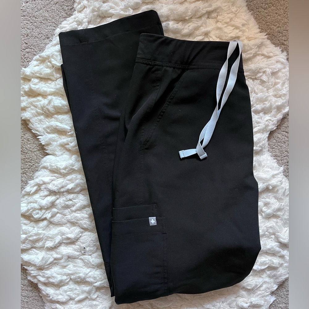 Figs Mens Axim Cargo scrub pants